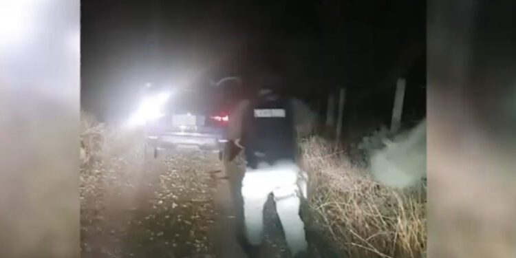 VIDEO/ “Ndal policia”, aksion si nëpër filma momenti i kapjes së trafikantëve në Vlorë