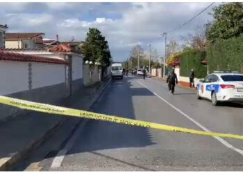 Autori e priti pranë banesës dhe e ekzekutoi, sherri i pak ditëve më parë që dyshohet se i mori jetën Elton Javorit