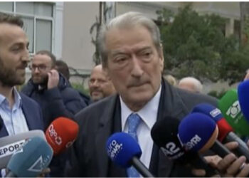 I përjashtuar nga seancat, Berisha shkon në Kuvend: Nuk është koha e fjalëve