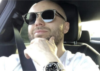 Hapet telefoni/ “Tullaci” shqiptar që tronditi Britaninë: Nuk di ku t’i fsheh 1.6 mln paundë