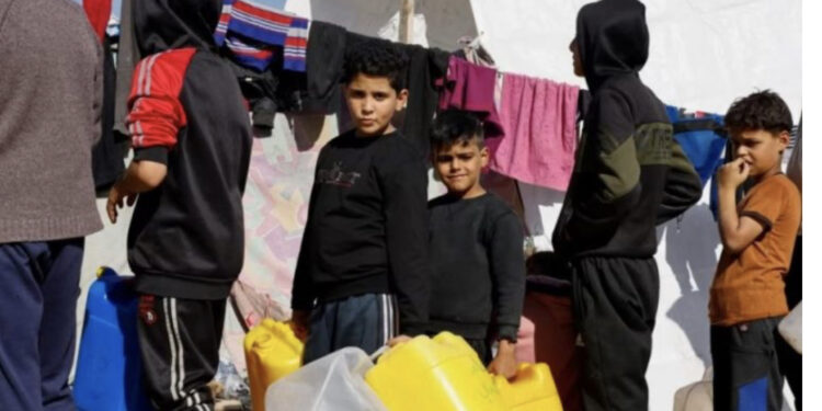 Izraeli bombardon Gazën dhe paralajmëron se Hamasi është afër “shpërbërjes”