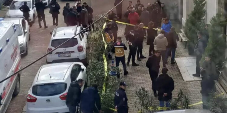 Sulm me thikë në një kishë në Stamboll, një i vdekur