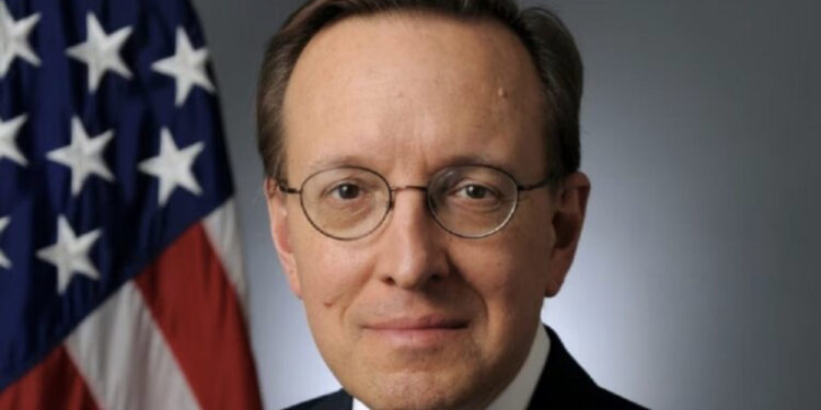 Shtëpia e Bardhë rikonfirmon Kostelancik për ambasadën në Shqipëri