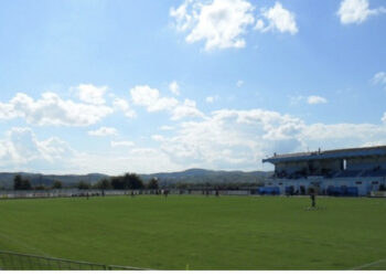 Goditi arbitrin kryesor pas ndeshjes “Luzi 2008-Lushnja”, arrestohet punonjësi i fushës së futbollit