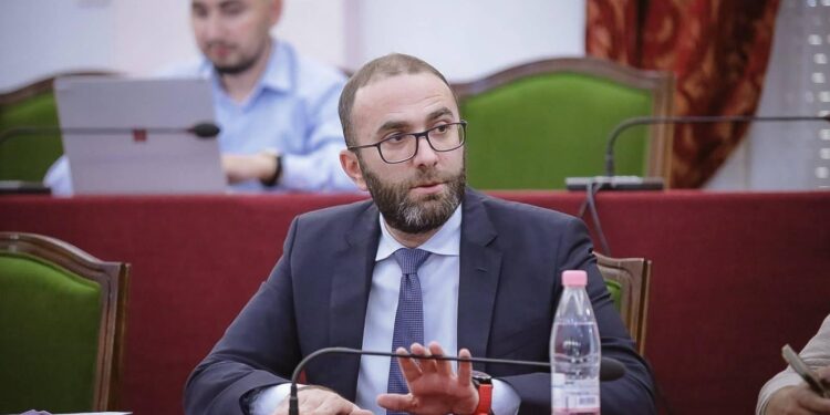 Gazment Bardhi zbulon ç’po “gatuhet” në PD: Jemi drejt bashkimit të opozitës, në një koalicion të gjerë