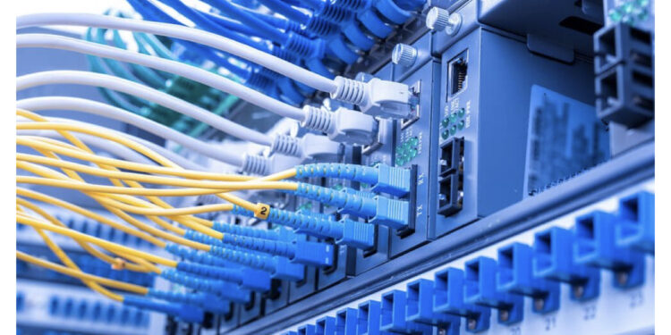 Monopoli i internetit në pallate, Autoriteti i Konkurrencës hap hetim ndaj ndërmarrjeve të administrimit