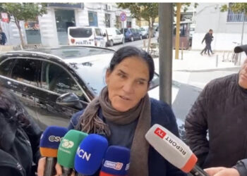 Deklarata tronditëse/ Vjehrra e 41-vjeçares: Edhe vajza e saj piu helm si e ëma