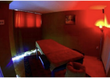 Qendrat e masazhit fole pr*stitucioni, gazetarja tregon arsyet pse vajzat bëjnë këtë punë: Ka edhe djem eskortë