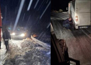 Korçë/ 4 makina të “izoluara” nga bora, fëmija ngelet në mes të acarit