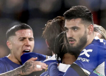 Chelsea “marshon” drejt finales së EFL Cup / Blutë e Londrës mposhtin Middlesbrough 6-1