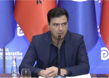 Përçarja e demokratëve? Basha: Berisha s’ka faj, e morën në qafë njërëzit përreth. Unë shpëtova PD!