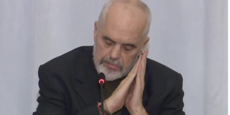 Ironia e Ramës për Lulzim Bashën: Po fle ai, kurrë mos pyesni në këtë orë