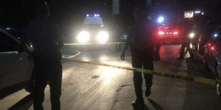 Makina i pret rrugën mjetit me targa gjermane, 2 persona në gjendje të rëndë