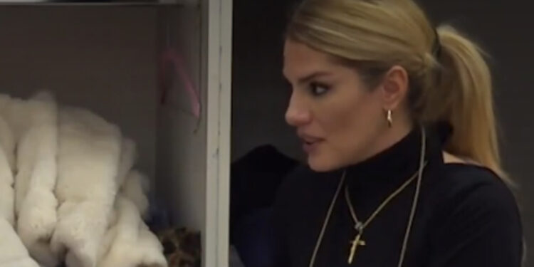 Ilnisa ngacmon Olsin: Je djalë i mirë ti, apo do plasësh si kokoshkat?