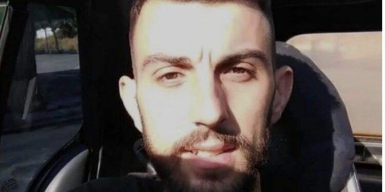 FOTO/ Një kriminel i veshur si murgeshë, kush është shqiptari i arrestuar për vrasje?