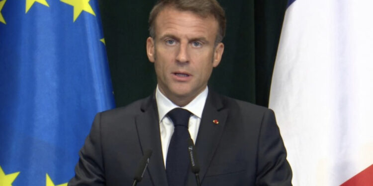 Macron thirrje Izraelit: Shmangni çdo përshkallëzim, veçanërisht në Liban