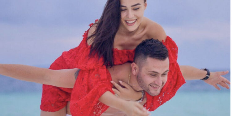 Janë ndarë Xhensila Myrtezaj dhe Bes Kallaku? Gazetari zbulon detaje: Asnjëri prej tyre…