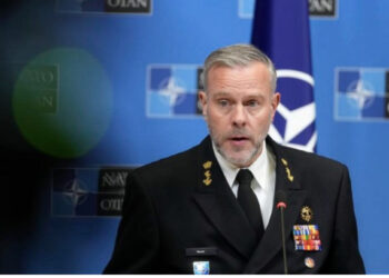 Deklarata ‘bombë’ e zyrtarit të lartë të NATO-s: Perëndimi të përgatitet për luftë me Rusinë