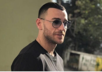 FOTO/ Zi në familjen e Stresit, reperi humb njeriun e shtrenjtë