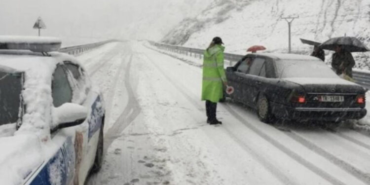 Diell, acar dhe ngrica! Si nis java dhe kur do të përmbyset moti?