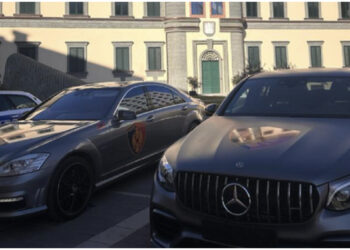 Tatimet ‘i vihen pas’ shoferëve me makina luksoze. Hetim të ardhurave të pronarëve! Në 2026, ngrihet regjistri me pasuritë e milionerëve