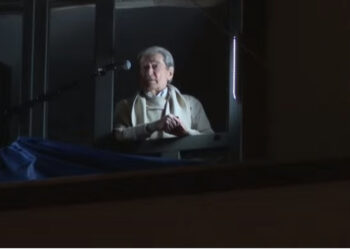 Berisha vijon ‘traditën’, mban sërish miting pas marrjes në pyetje në SPAK: Isha atje për ju