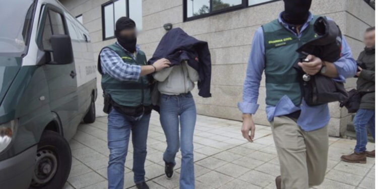 “Jam dashuruar në burg në Spanjë”, shqiptarja refuzon të kthehet në Shqipëri pasi mbaroi dënimin