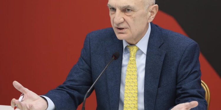 Altin Dumani tha se Ilir Meta është nën hetim nga SPAK, reagon ish-Presidenti: Prokurorët caktuar kanë marrë angazhime se do merren me mua! S’ka asnjë zar që…