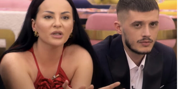 FOTO/ Pse të gjithë dyshojnë te lidhja e Sarës me Bardhin? Nga unaza që mban në dorë, te foto me ‘ishin’ në Instagram