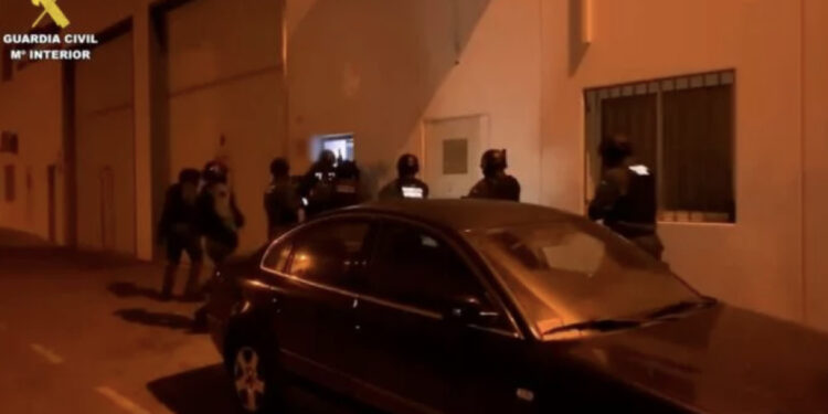 Shkatërrohet grupi shqiptaro-kolumbian në Spanjë, 6 në pranga, mes tyre një grua