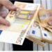 Këmbimi valutor/ Me sa blihen e shiten dollari dhe euro, çfarë ndodh me monedhat e tjera