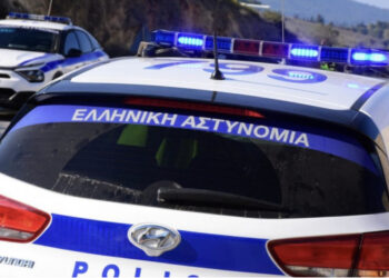 38-vjeçari shqiptar “koka” e organizatës kriminale të kokainës, policia arreston 10 persona në Greqi, 9 të tjerë shpallen në kërkim