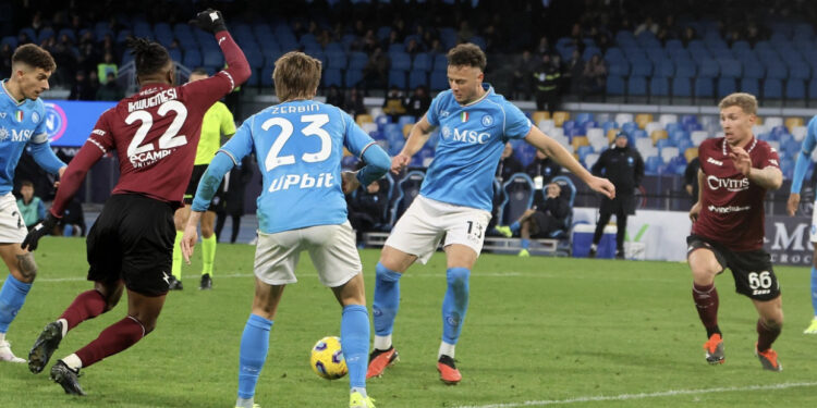 Amir Rrahmani shpëtimtari i Napolit, goli i tij i jep fitoren në minutën e fundit!