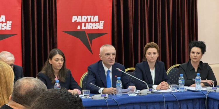 Meta: Për arsimin investohen 4 miliardë lekë, prioritet kjo qeveri ka PPP-të. Paratë shkojnë aty ku vidhet më lehtë!
