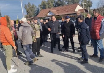 Protestuan për çmimin e qumështit, policia shoqëron 5 fermerë