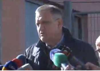 Habitet Ilir Beqaj: Prapë jam gjobitur?! Vij me makinën e të tjerëve se nuk kam patentë