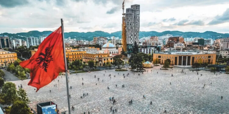 Eurostat: Shqiptarët kanë kënaqësinë për jetën ndër më të ulëtat në Evropë