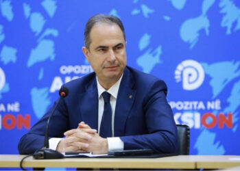 Vijnë xixat e para/ Berisha i vuri ‘vijën e kuqe’, Luçiano Boçi ftesë për bashkim Lulzim Bashës