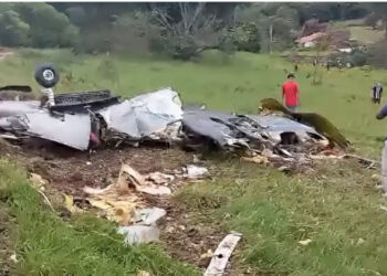 E rëndë/ Rrëzohet avioni, 7 persona humbin jetën