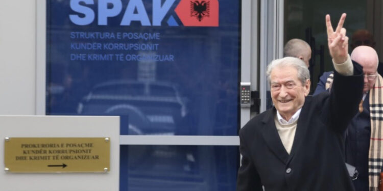 “Më tradhtoi, por fajin e kisha unë”, Rike Roçi bën deklaratën e çuditshme për ish-in