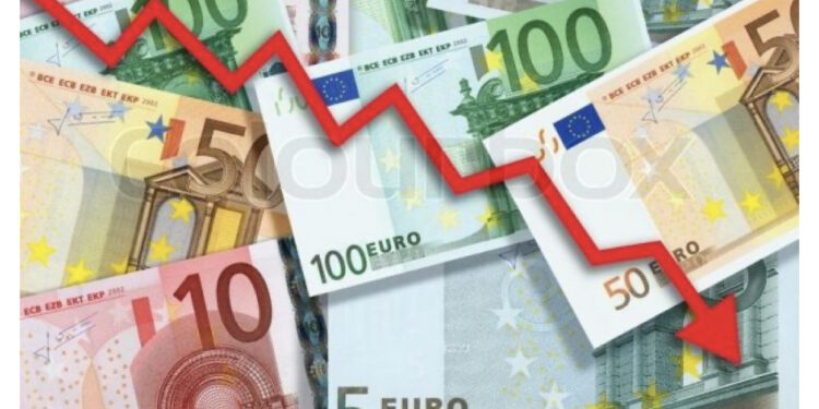 Çfarë po ndodh sot me monedhat e huaja? Ja me sa po blihen dhe shiten dollari dhe euro