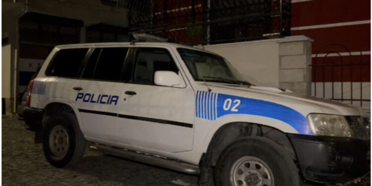 U gjet pa shenja jete në banesën e marrë me qira, policia jep detaje: Ja kush është viktima