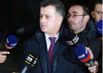 Bllokuan seancën parlamentare, Noka e Bardhi sulmojnë Begajn: Presidenti erdhi si ministër i propagandës së Ramës