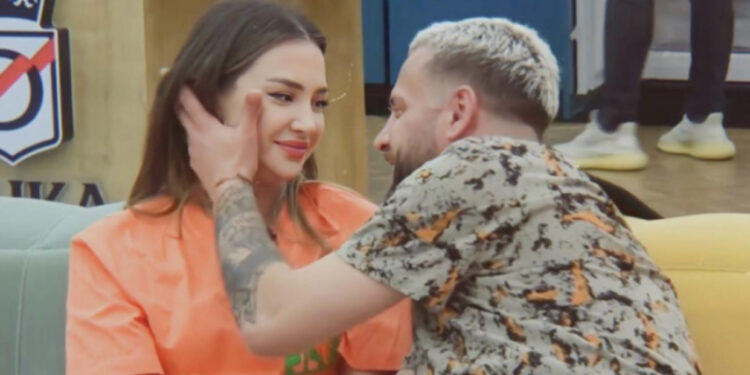 FOTO/ Kiara feston sot ditëlindjen, çfarë surprize i ka bërë Luizi