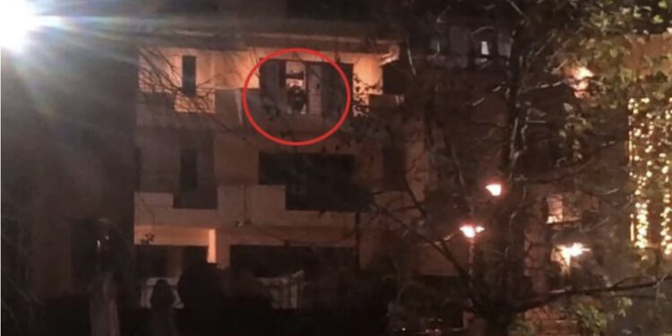 Doli në ballkon për të pirë cigare, por një plumb në kokë i mori jetën. Kush ishte Gëzim Sinomataj, djali i …