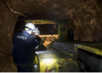 U bie acid në trup, në urgjencë 12 minatorë, 2 në gjendje të rëndë