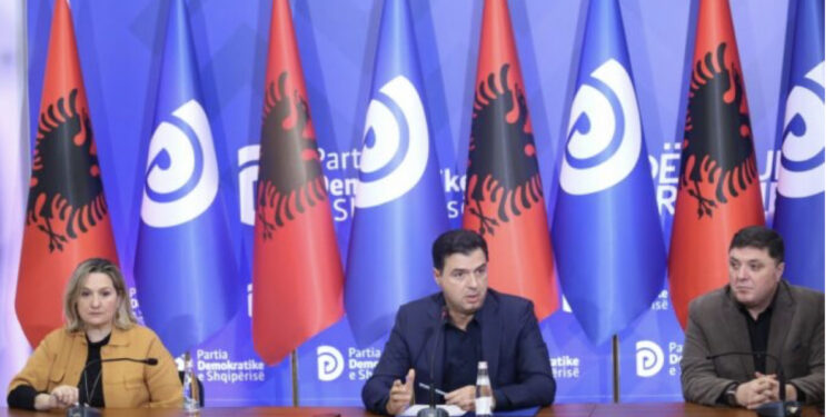 “Shqipëria një zonë elektorale”/ Basha sulmon sërish Bardhin: Burrecët bëjnë skena për të hequr vëmendjen, se nuk duan listat e hapura