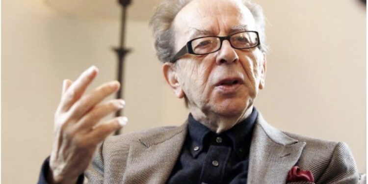 Ismail Kadare feston sot ditëlindjen, sa vjeç mbush kolosi i letërsisë shqiptare