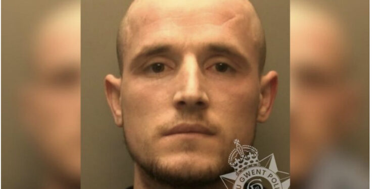 “Më kërcënuan, do kthehem në Shqipëri”, dënohet me burg i riu që u kap në ‘shtëpinë e barit’