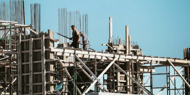 Ra nga skela teksa punonte në Itali, ndërron jetë 43-vjeçari shqiptar